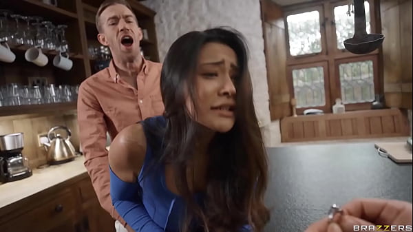 Rae Lil Black Goyang Memek Calon Pengantin Di Brazzers
