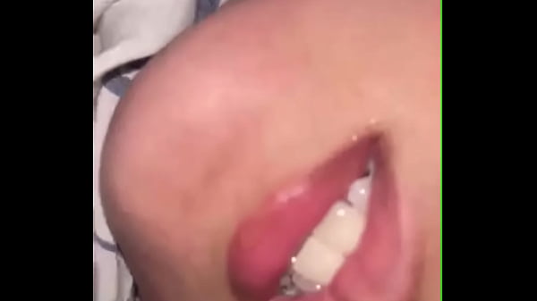 Tante Kesepian Minta Pijat Plus-plus, Badannya Pegel Dan Panas