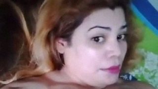 Desi Tante Montok Dengan Buah Dada Besar Pamer Bugil Total