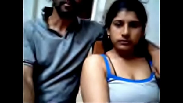 Desi Pasangan Doyan Pamer Bugil Di Webcam