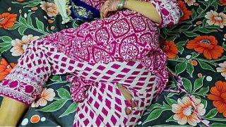 Ibu Tiri Celana Sobek, Anak Tiri Ngewe Memek Ibu Tiri, Pantat Bulat Mantap.