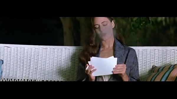 Patricia Healy Memanaskan Malam Di China Moon 1994