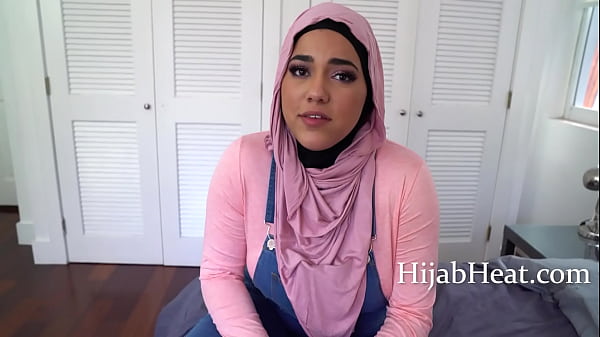 Gadis Arab Montok Minta Hummus Demi Dapetin Kontolku
