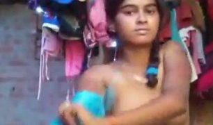 Gadis Desa Buka Baju Salwar Kameez, Goyang-goyang Bikin Panas.
