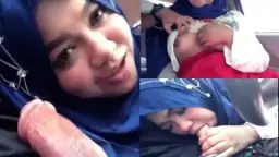 Ngentot Cewek Kerudung Di Dalem Mobil, Nikmatin Kontol Basah.