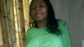 Tamil Ngentot Sama Temen Istri, Crot Di Dalem