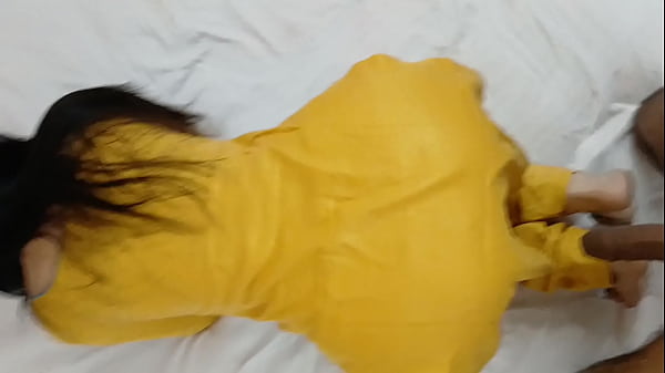Bokep India Tante Montok Nungging Digenjot Gaya Anjing
