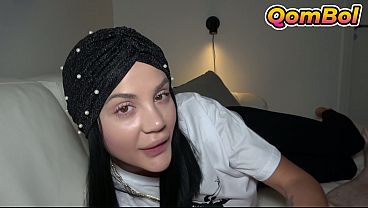 Ngentot Seru Bareng Elnaz, Stepsister Hijab Turki Yang Bikin Muncrat