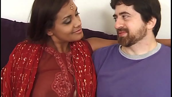 Bini Orang, Shriya Aunty, Lagi Digebrak Habis-habisan Sama Adik Tiri Dan Temennya – Suara Hindi Jelas Bikin Makin Panas