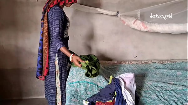 Devar Bhabhi Ngentot Pakai Cream Sambil Mainin Kontol, Suara Hindi Asli, Video Sex Role Play Bikin Makin Basah.