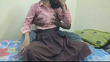 Cewek Kuliahan India Di Kamar Pacarnya, Digenjeng Sampai Meringis, Nafsu Bikin Basah