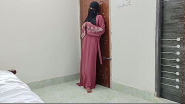 Shy Indian Hijabi Girlfriend Masturbasi Liar Pertama Kali Bikin Crot Di Mana-mana