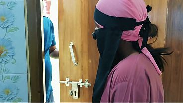 Temen Kuliah Hijab Hot Step-sis, Ngentot Di Kamar Gue.