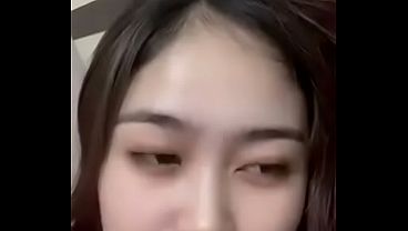 Cewek Indonesia Live, Goyangin Body Lo Sambil Ngeliatin Kamera, Bikin Pengen Colak-colek