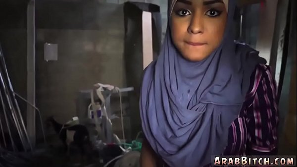 Gadis Arab Remaja Dan Wanita Muslim Di Titik Pantat Jatuh, 23km Dari Kota, Bikin Makin Panas