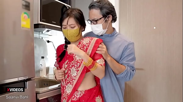 Gila! Anak Tiri India Berbokong Besar Goda Kontol Gede Bapak Tirinya! (suara Hindi)