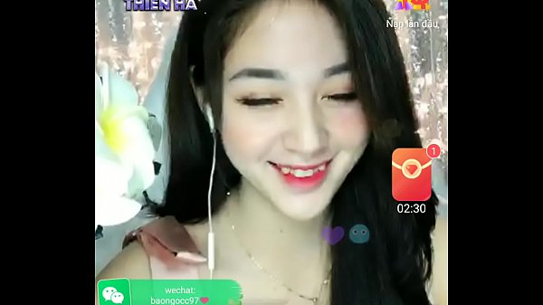 Cewek Asia Goyang Panas Di Uplive, Bikin Tegang