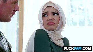 Wtf, Si Hijabi Imut Ngebut Pertama Kali Bareng Tukang Ledeng Naudi Nala, Jason Sarcinelli