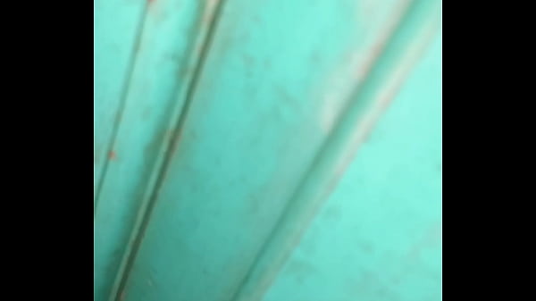 Ngintip Istri Tetangga Kost Yang Sengaja Buka Pintu Kamar Pas Suami Kerja, Malah Diajak Main Kontol.