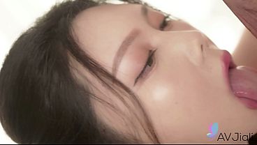 Cewek China Seksi Ban Ban Digenjot Keras Sampe Muncrat.