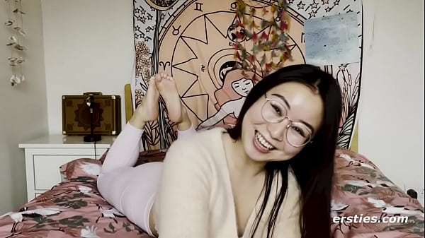 Cewek Cina Imut Ngacengin Video Colmek Buat Kita, Seneng Banget Sampai Ngangguk-ngangguk