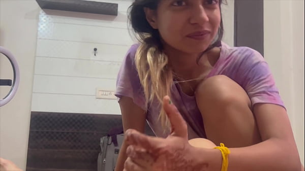 Desi Cewek Ngerasain Jari Kotor Di Lubang Belakang Sama Kakak Tiri