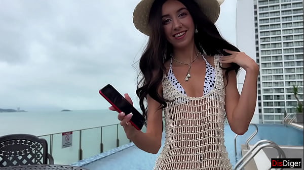 Spanyol Cantik Blanca Pengen Cobain Kontol Putih Rusia Pas Liburan.