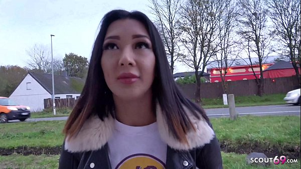 Jerman Cari Cewek – Gadis Thailand Muda Dari Flensburg Digasak Saat Casting Jalanan Beneran