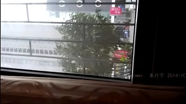 中国猛男浩哥饭局上干闺蜜，姐妹花一起整活，真他妈刺激