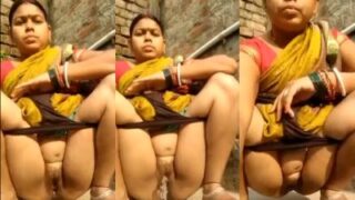 Bhabhi Telanjang Kencing Di Luar Sambil Rekam Video Mesum