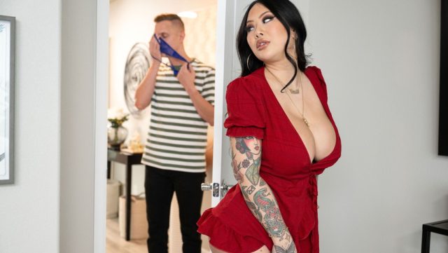Brazzers – Gue Butuh Privasi! Tapi Di Kamar Mandi, Boleh Dong