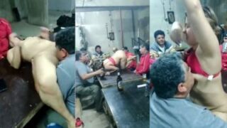 Pelacur Murahan Melayani Sekelompok Pria Dalam Video Seks Desi