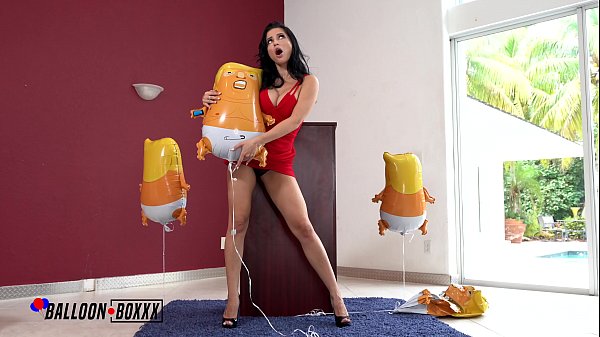Amateur Boxxx – Mami Rusia Crystal Rush Ngesot Goyangin Balon Trump