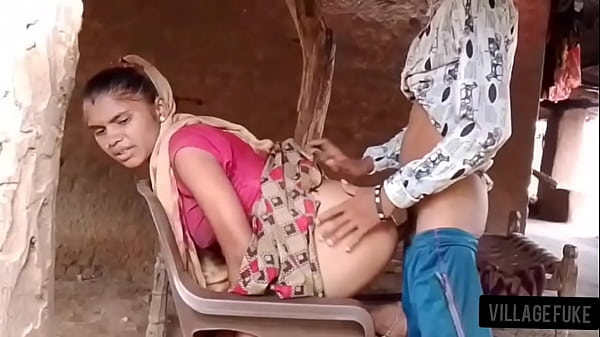 Desi Bhabhi Ngeseks Anal Dalem Banget, Crot Di Dalem