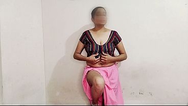 Bini Orang Digebrak Suami Butuh Kontol Gede, Ngocok Seru Bikin Crot Di Kamar