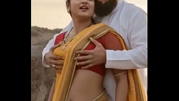 Desi Bhabhi Saree Me Boobs Dabake Chod Diya